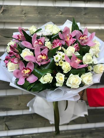 Букет цветов из: Розы и Хризантемы в Билибино