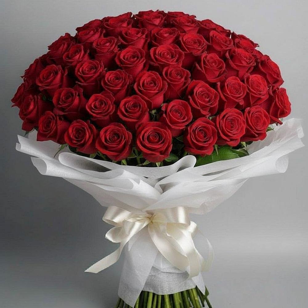 Букет 101 Красная роза Блэк Мэджик в Билибино