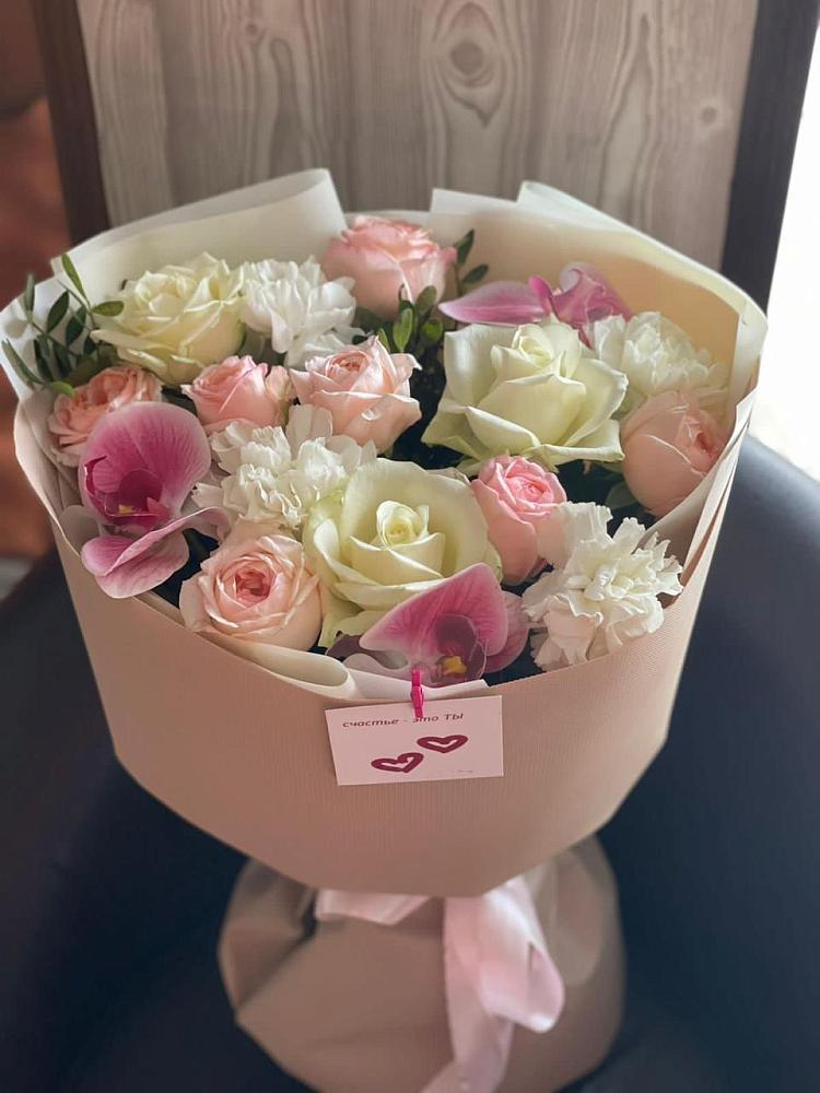 Букет цветов из: Орхидеи, Розы и Гвоздики в Билибино