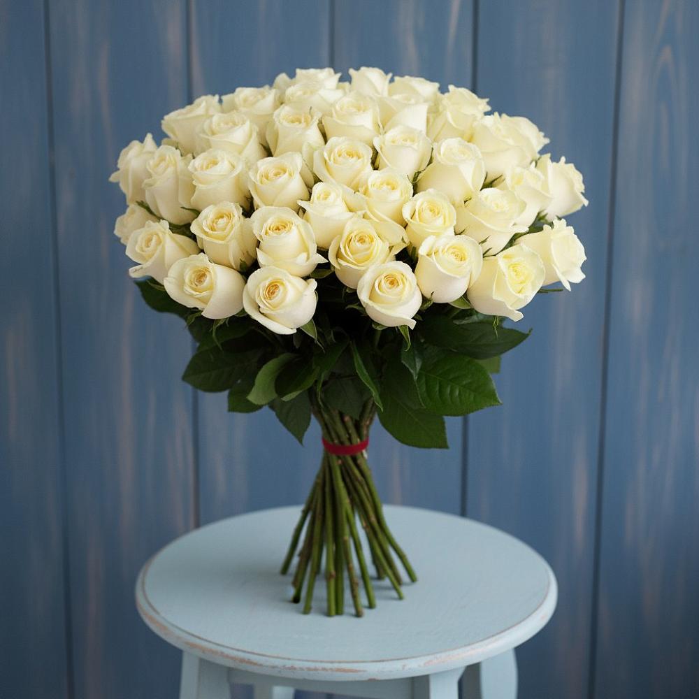 Букет 51 Белая роза Эдлесс Лав в Билибино