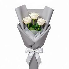 Букет 3 белые розы в Билибино