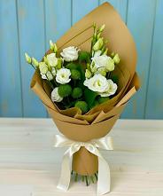 Букет цветов из:  Хризантемы и Лизиантусы в Билибино