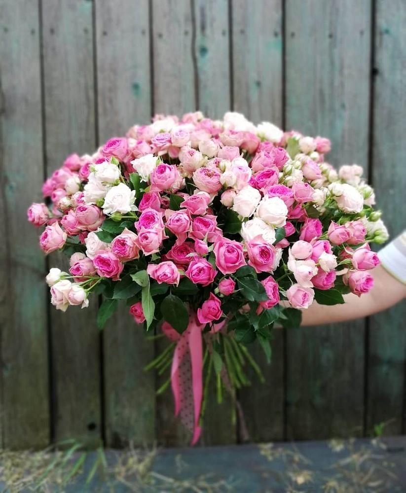 Букет Розовые кустовые розы Натали и Лав Лидия в Билибино