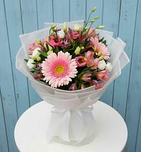 Букет цветов из:  Герберы, Альстромерии и Лизиантусы в Билибино