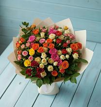Букет Микс из разноцветных кустовых роз в Билибино
